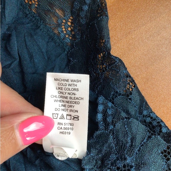 SALE Women's Maurices Deep Teal Green Lace Fitted Camisole Size 1 - Picture 6 of 8